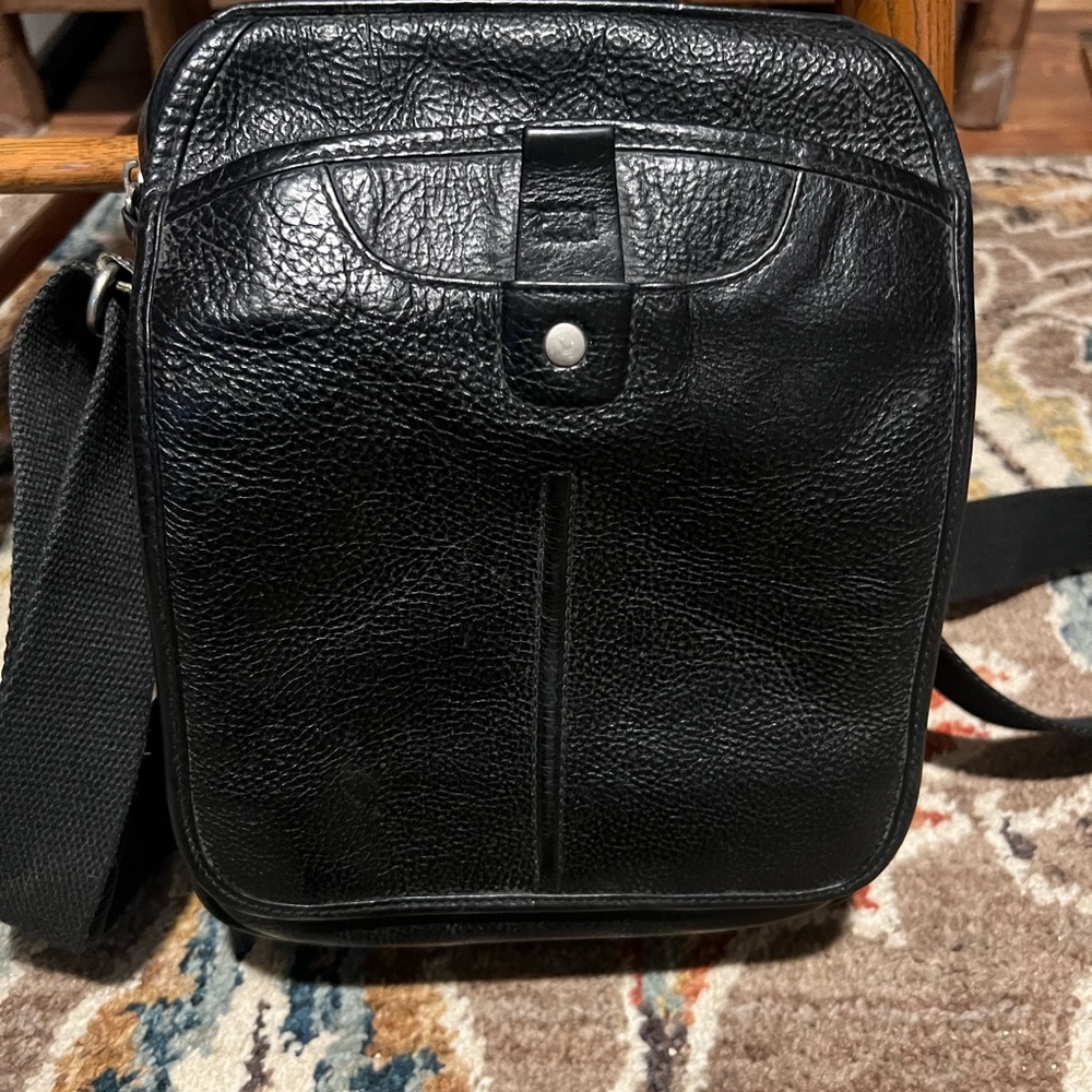 Black Ellington Leather Travel Bag Unisex